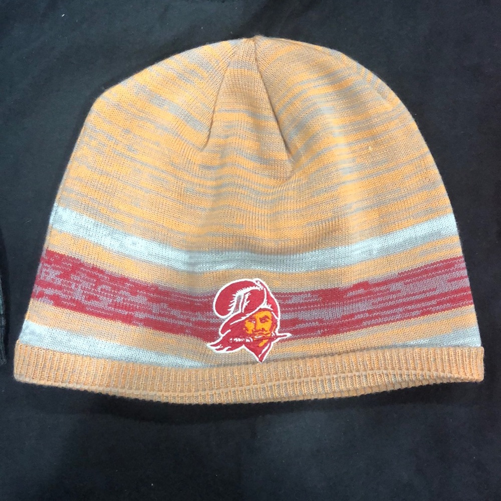Vintage Tampa Bay Buccaneers beanie